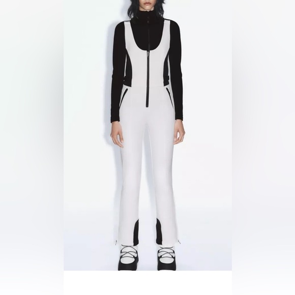 ZARA NEW WOMAN WINDPROOF AND WATERPROOF JUMPSUIT SKI COLLECTION NWT